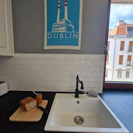 Two Bedroom With Balcony * פוזנן